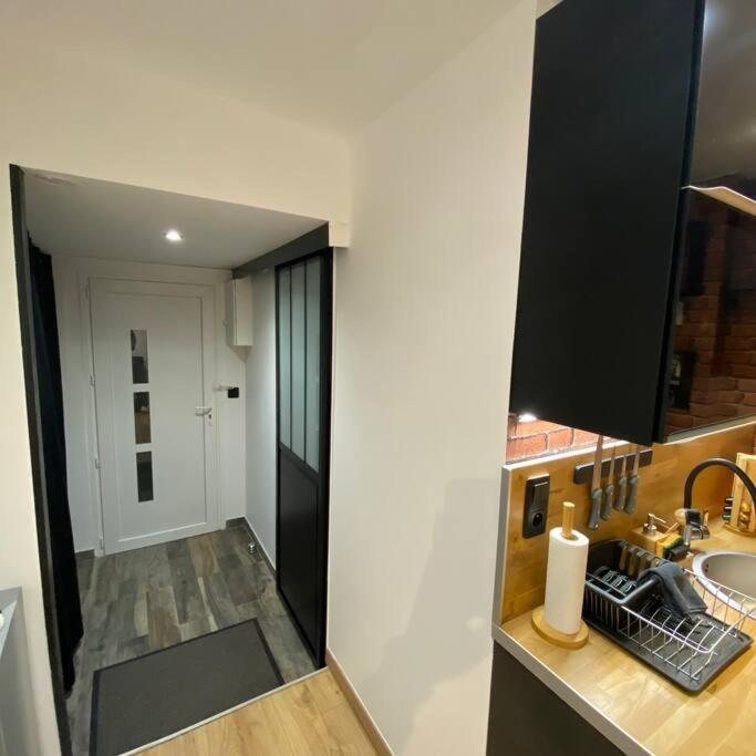 Escale Studio 21M Aeroport Cdg Parc Expo Asterix Gonesse Exterior photo